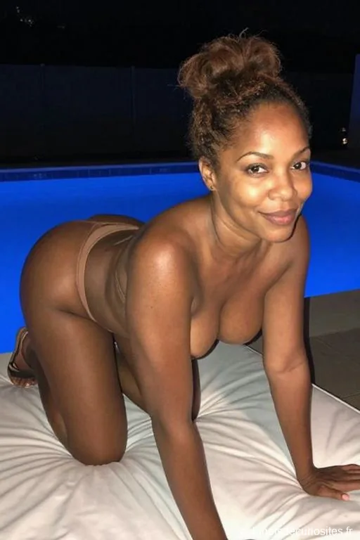 Audrey33Hot, 44