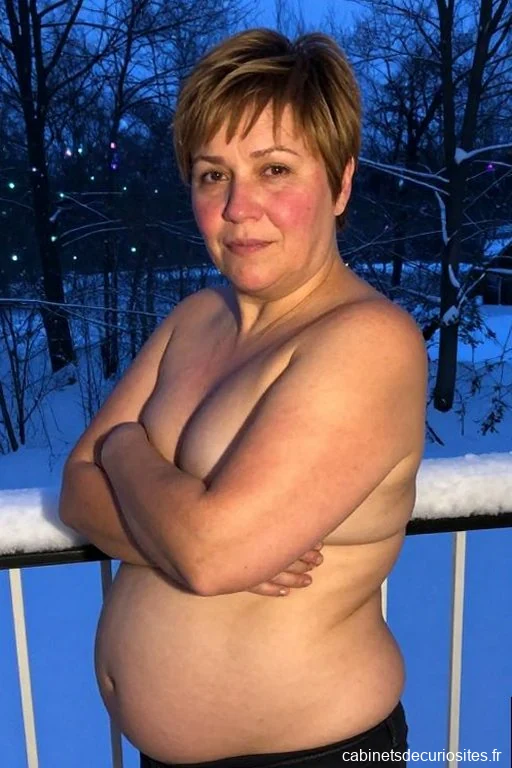 Camille49, 45