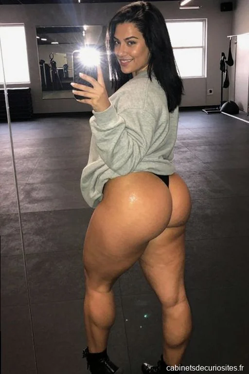 Camille69_23, 23