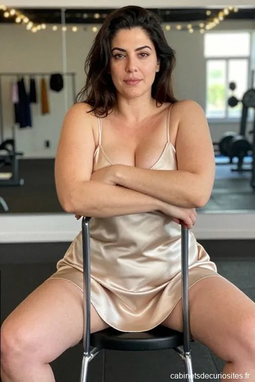 Chloe33_42, 42