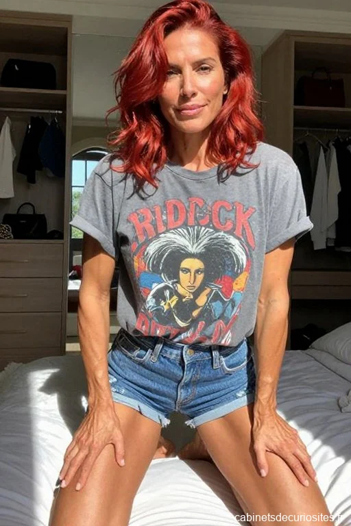 Chloe44_01, 44