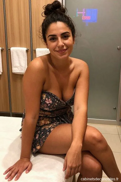 Chloe74, 34