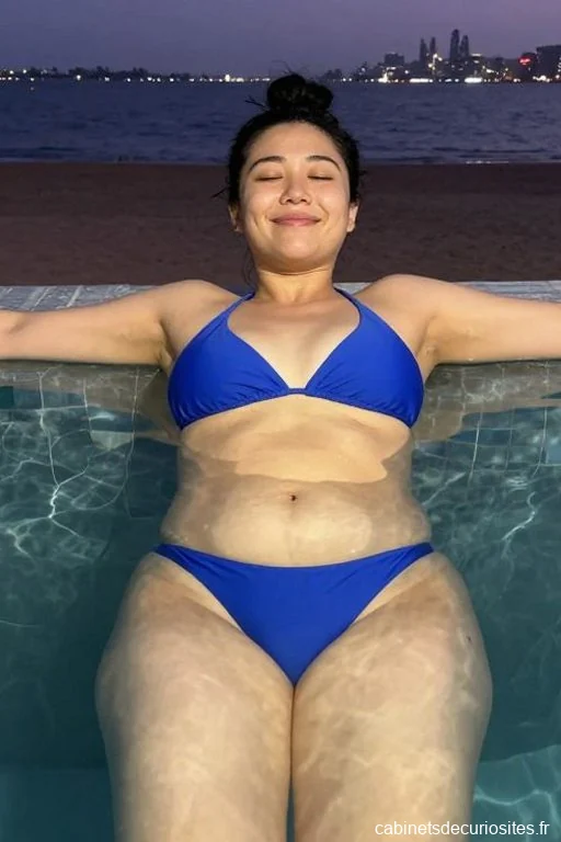 Chloe77Hot, 43