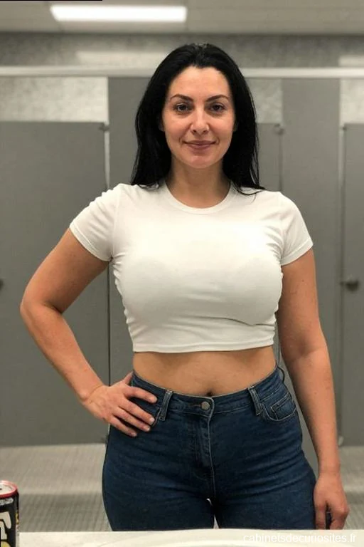 Chloe85, 46