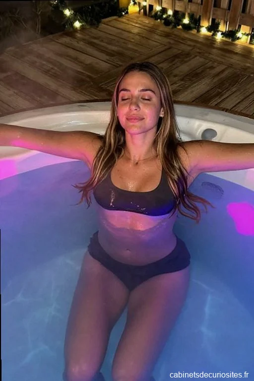 Chloé33Hot, 20