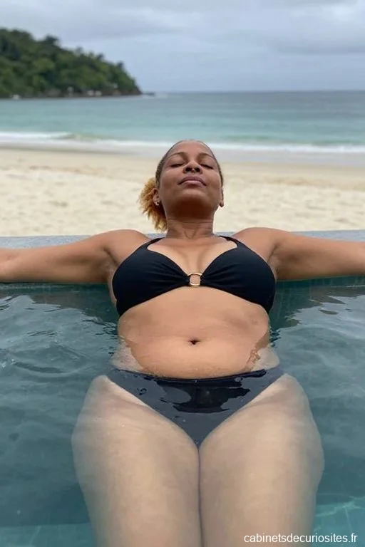 Chloé38Hot