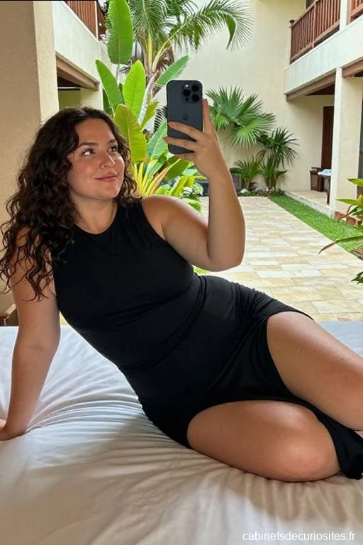 Chloé74Hot, 30