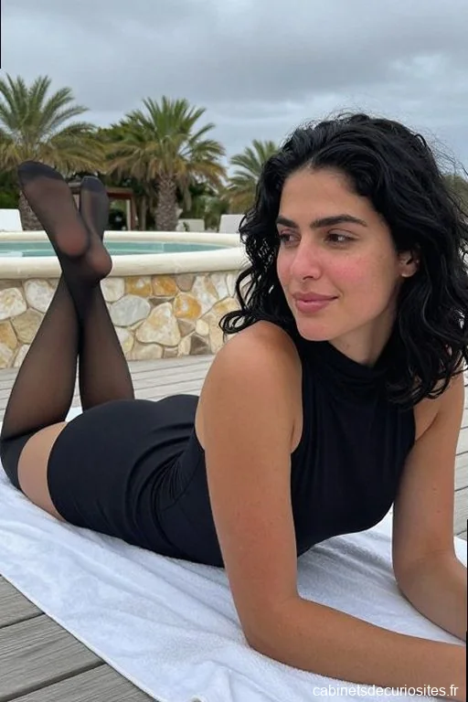 Chloé77Hot, 36