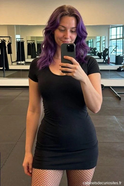 Chloé86Hot, 36