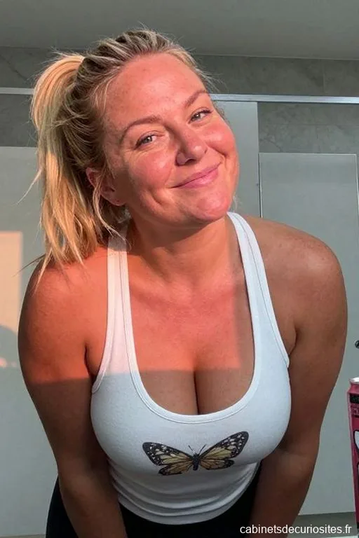 Claire75_42, 42