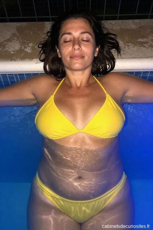 Claire78_VS44, 44