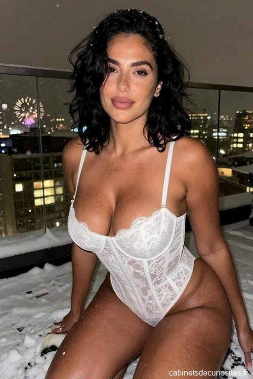 Claire93, 35