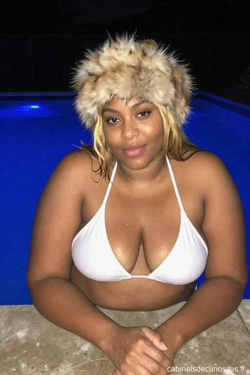 Claudine33, 43