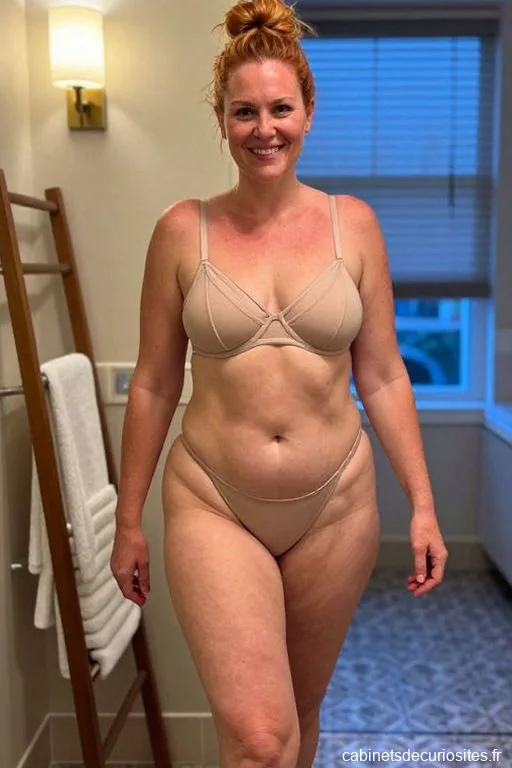 FemmeSensuelle91, 44