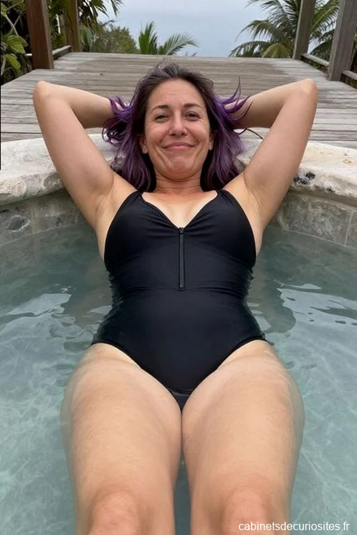 Julie31Hot, 45