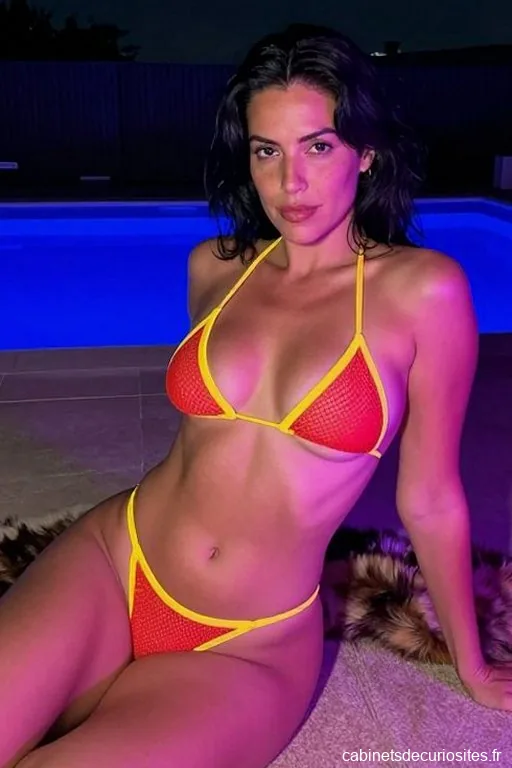 Julie44_49, 44