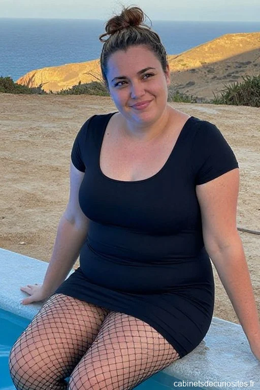 Julie87, 44