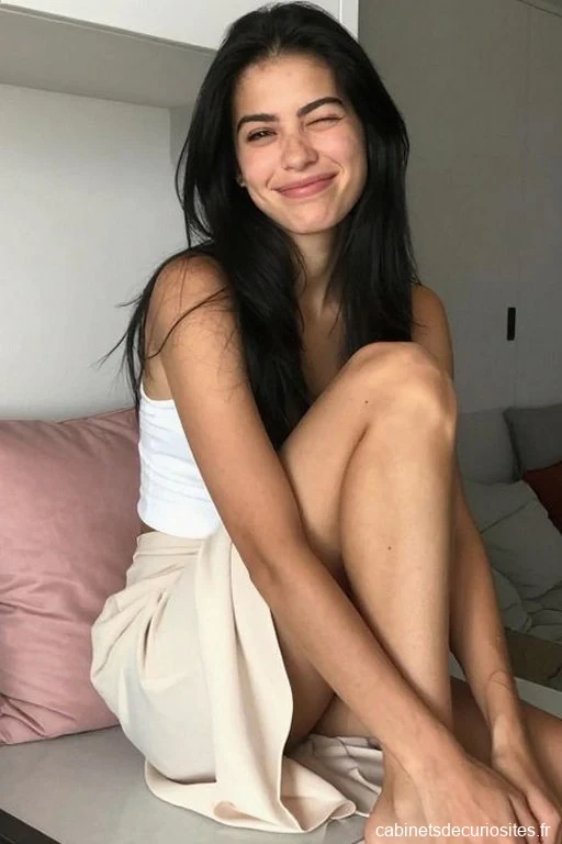 Julie94, 24
