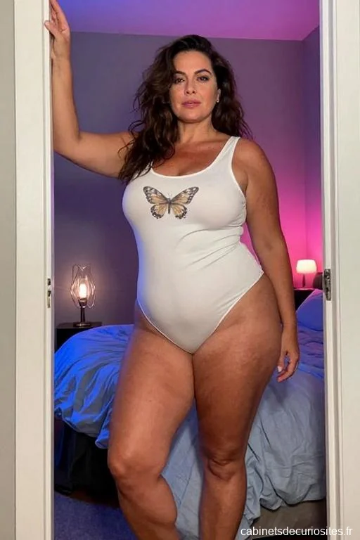 Lili48_33, 48
