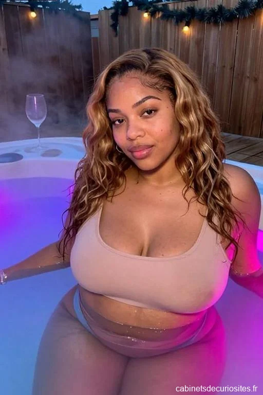 Lucie57Hot, 26