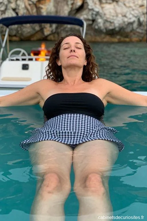 Marie44_973, 44