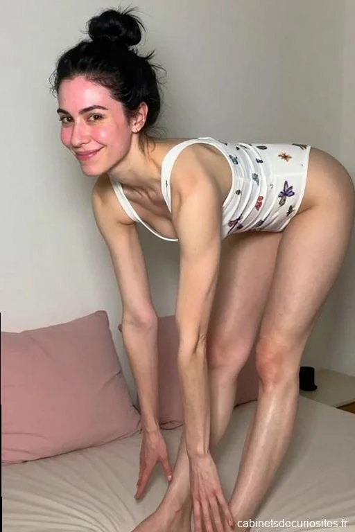 Sophie37Hot57