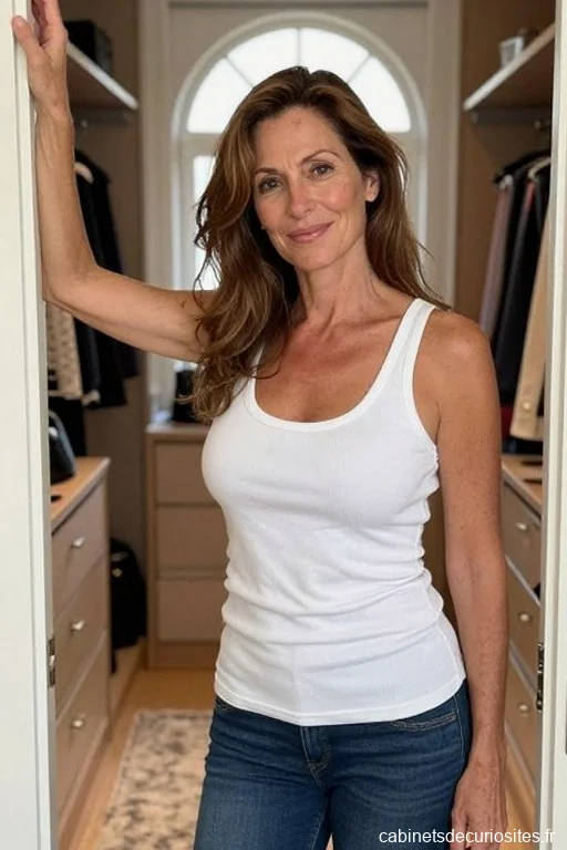 Sophie83Hot, 47